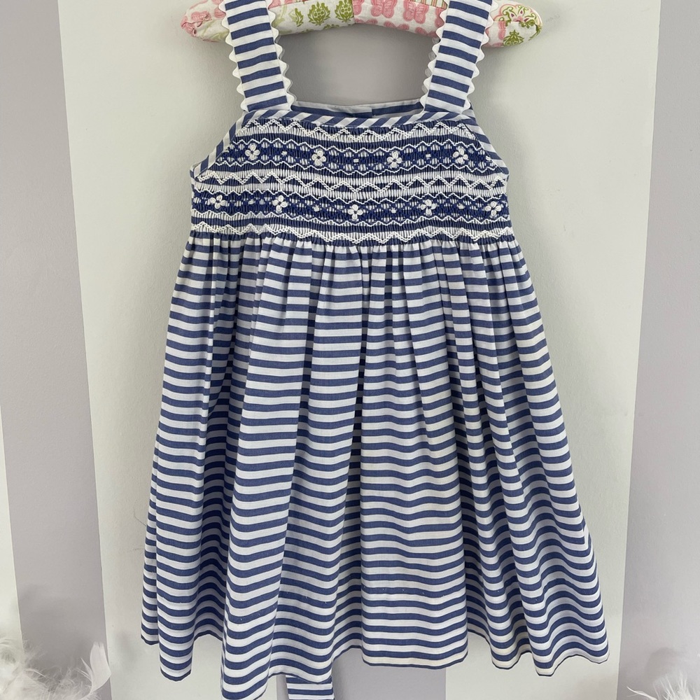 Anavini Hand Smocked sundress size 2